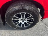 Used 2021 Nissan Titan SV w/ SV Convenience Package image 2