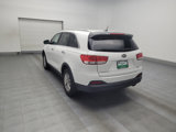 Used 2016 Kia Sorento LX image 5