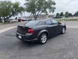 Used 2014 Dodge Avenger SE image 3