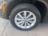 Used 2017 Volkswagen Tiguan Limited w/ Premium Package image 6