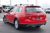 Used 2018 Volkswagen Golf Alltrack SE image 2