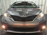 Used 2015 Toyota Sienna SE image 3