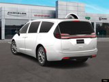 New 2025 Chrysler Pacifica Select image 5