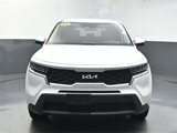 Used 2022 Kia Sorento LX image 4