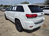 Used 2018 Jeep Grand Cherokee Altitude image 5