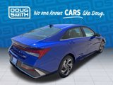 Used 2025 Hyundai Elantra Limited image 6