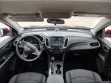 Used 2018 Chevrolet Equinox LT image 2