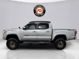 Used 2016 Toyota Tacoma TRD Sport image 4