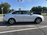 Used 2015 Volkswagen Jetta SEL image 5