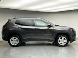 Used 2022 Jeep Compass Latitude image 4