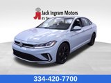 New 2025 Volkswagen Jetta SE image 2