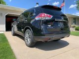 Used 2016 Nissan Rogue SL w/ SL Premium Package image 2