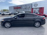 Used 2013 Ford Fusion SE image 2