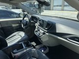 Used 2023 Chrysler Pacifica Touring-L image 4