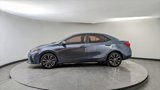 Used 2018 Toyota Corolla SE image 3