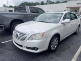 Used 2010 Toyota Avalon Limited image 3