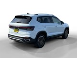 New 2025 Volkswagen Taos SE image 5