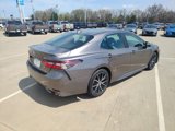 Used 2021 Toyota Camry SE image 5