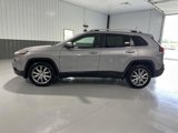 Used 2018 Jeep Cherokee Limited image 4