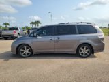 Used 2017 Toyota Sienna SE image 4