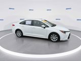 Used 2023 Toyota Corolla LE image 2