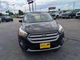 Used 2017 Ford Escape SE image 3