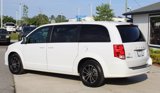 Used 2018 Dodge Grand Caravan SE image 3
