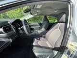 Used 2022 Toyota Camry LE image 3