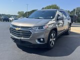 Used 2018 Chevrolet Traverse LT image 2