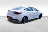 Used 2020 Hyundai Elantra Limited image 6