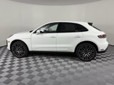 Used 2024 Porsche Macan image 2
