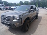 Used 2022 Nissan Frontier SV image 3
