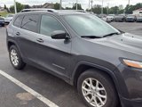 Used 2015 Jeep Cherokee Latitude w/ Cold Weather Group image 4