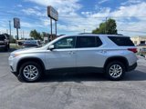 Used 2021 Chevrolet Traverse LT image 4