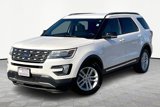 Used 2016 Ford Explorer XLT w/ Equipment Group 202A image 2