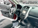 Used 2015 Nissan Versa SL image 5