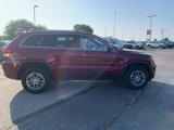 Used 2019 Jeep Grand Cherokee Laredo w/ Security & Convenience Group image 2