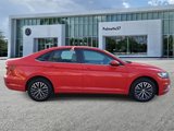 Certified 2019 Volkswagen Jetta SE image 4