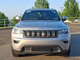 Used 2019 Jeep Grand Cherokee Laredo w/ 18" Wheel & 8.4" Radio Group image 2