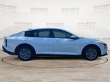 New 2025 Kia K4 LX image 6