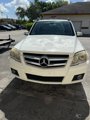 Used 2010 Mercedes-Benz GLK 350 4MATIC image 2