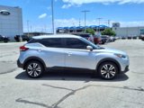 Used 2020 Nissan Kicks SV image 3