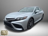 Used 2022 Toyota Camry SE image 3