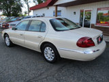 Used 2002 Lincoln Continental image 5