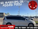 Used 2017 Chrysler Pacifica Platinum image 3