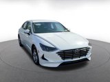 Used 2023 Hyundai Sonata SE image 3