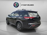 Used 2024 Nissan Pathfinder SV image 6