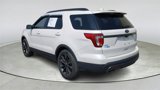 Used 2017 Ford Explorer XLT w/ Equipment Group 202A image 5