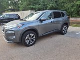 Used 2023 Nissan Rogue SV image 3