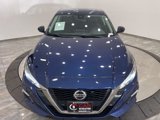 Used 2022 Nissan Altima 2.5 SR image 2
